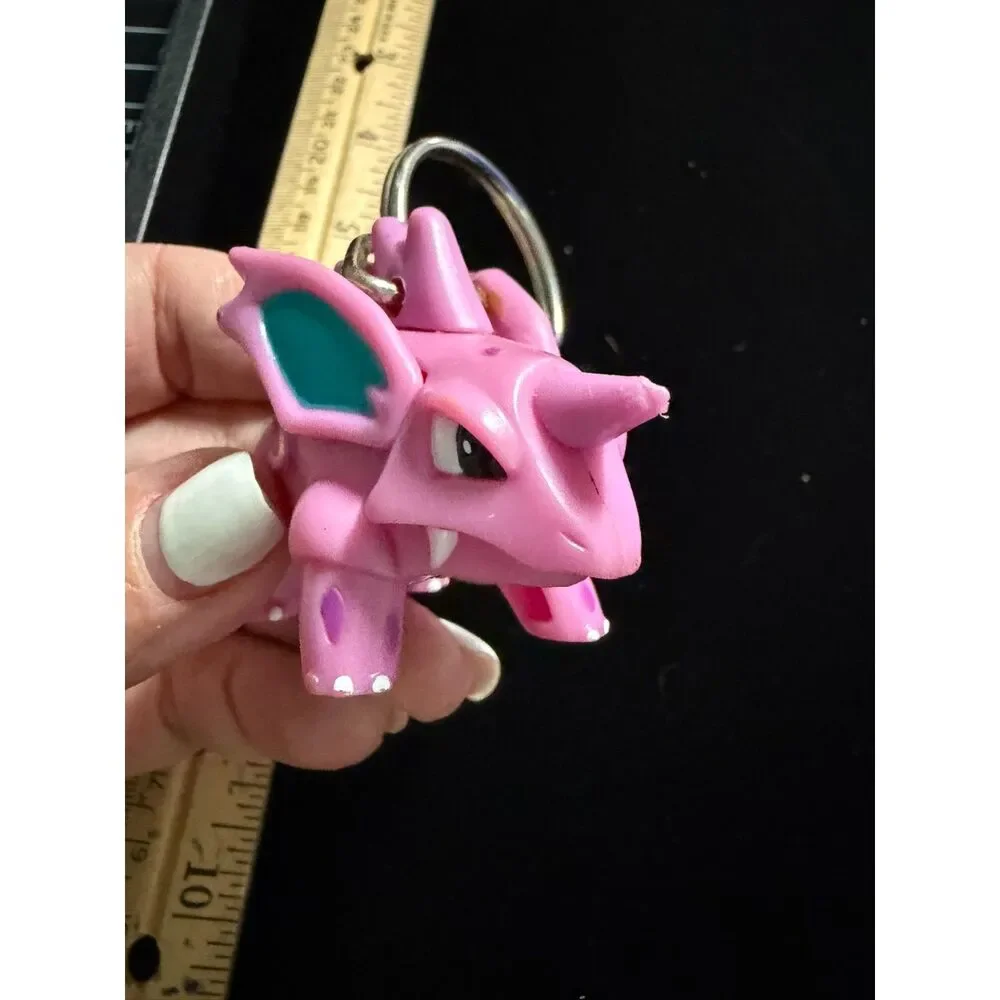 vtg 1999 burger king Nidoran pokemon keychain